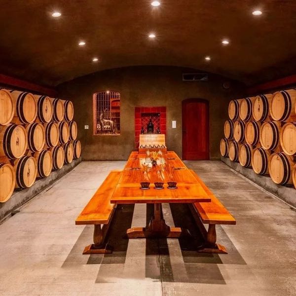 Anomaly Vineyards