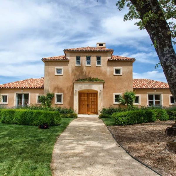 Elan Vineyards